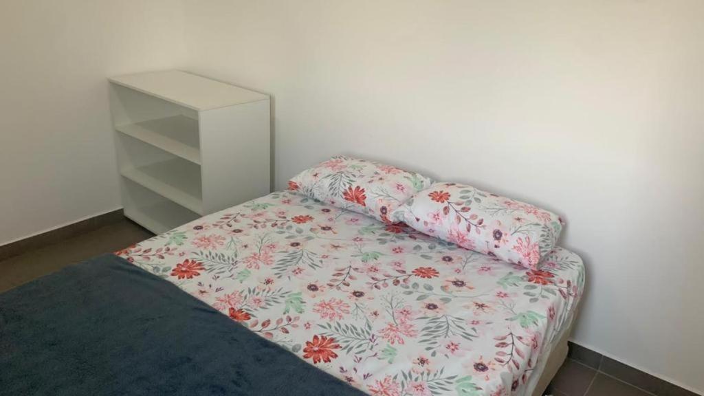 Apartamento No Tremembe/ 2 *